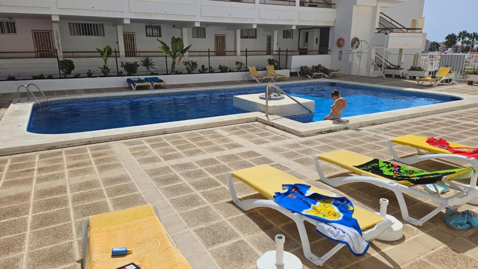 Parque Margarita, Terraza Vista Piscina Los Cristianos (Tenerife) Exterior photo