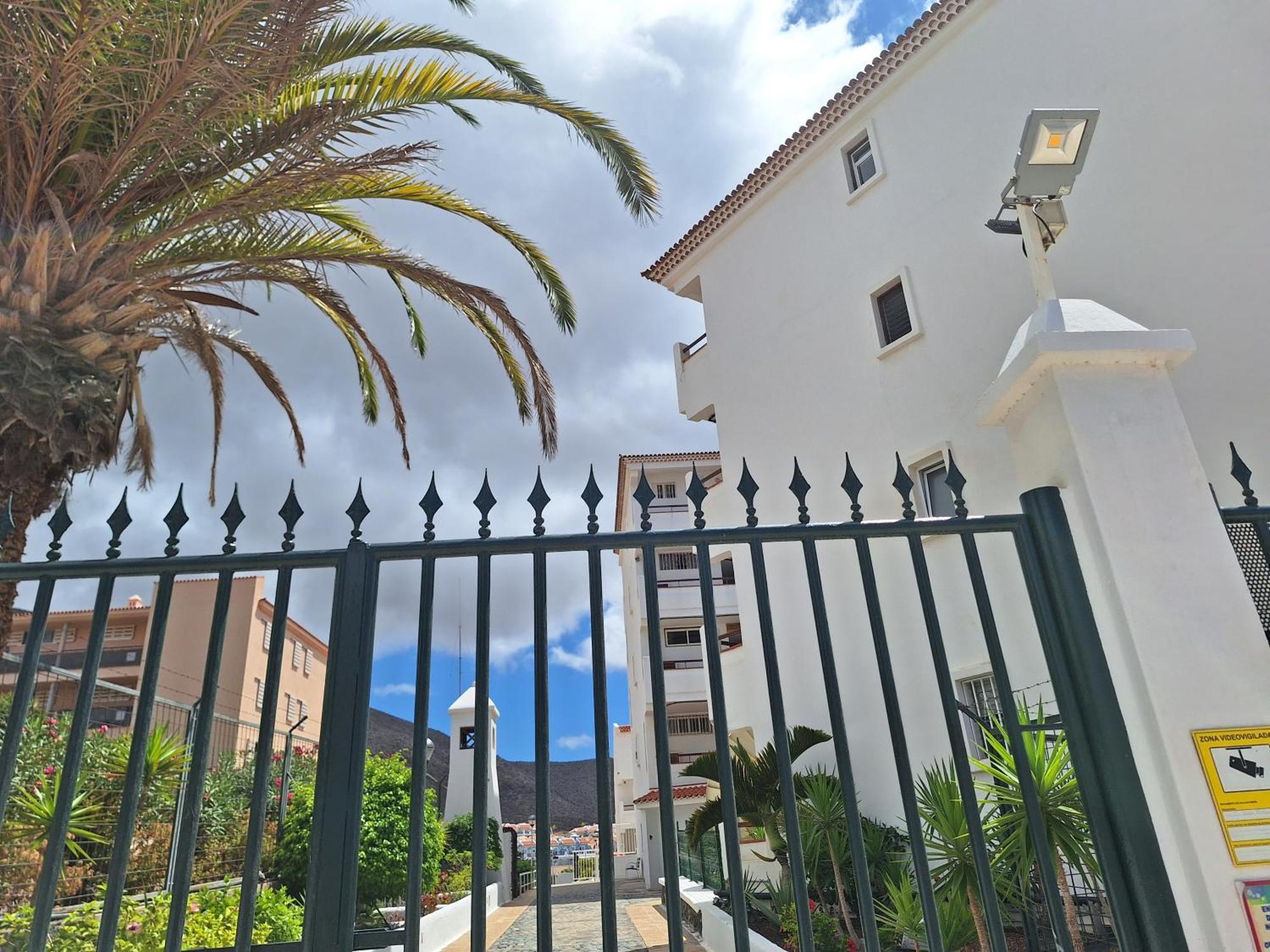 Parque Margarita, Terraza Vista Piscina Los Cristianos (Tenerife) Exterior photo